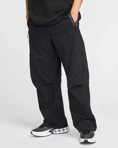 Tech Oversized Pants